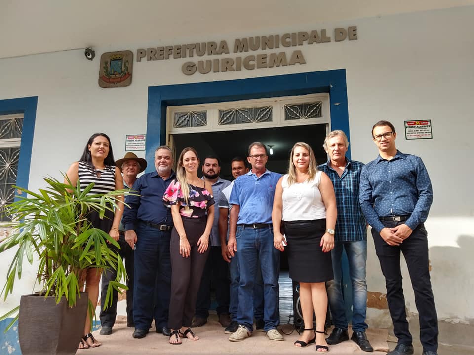 Parlamentares participam de solenidade do aniversário de Guiricema