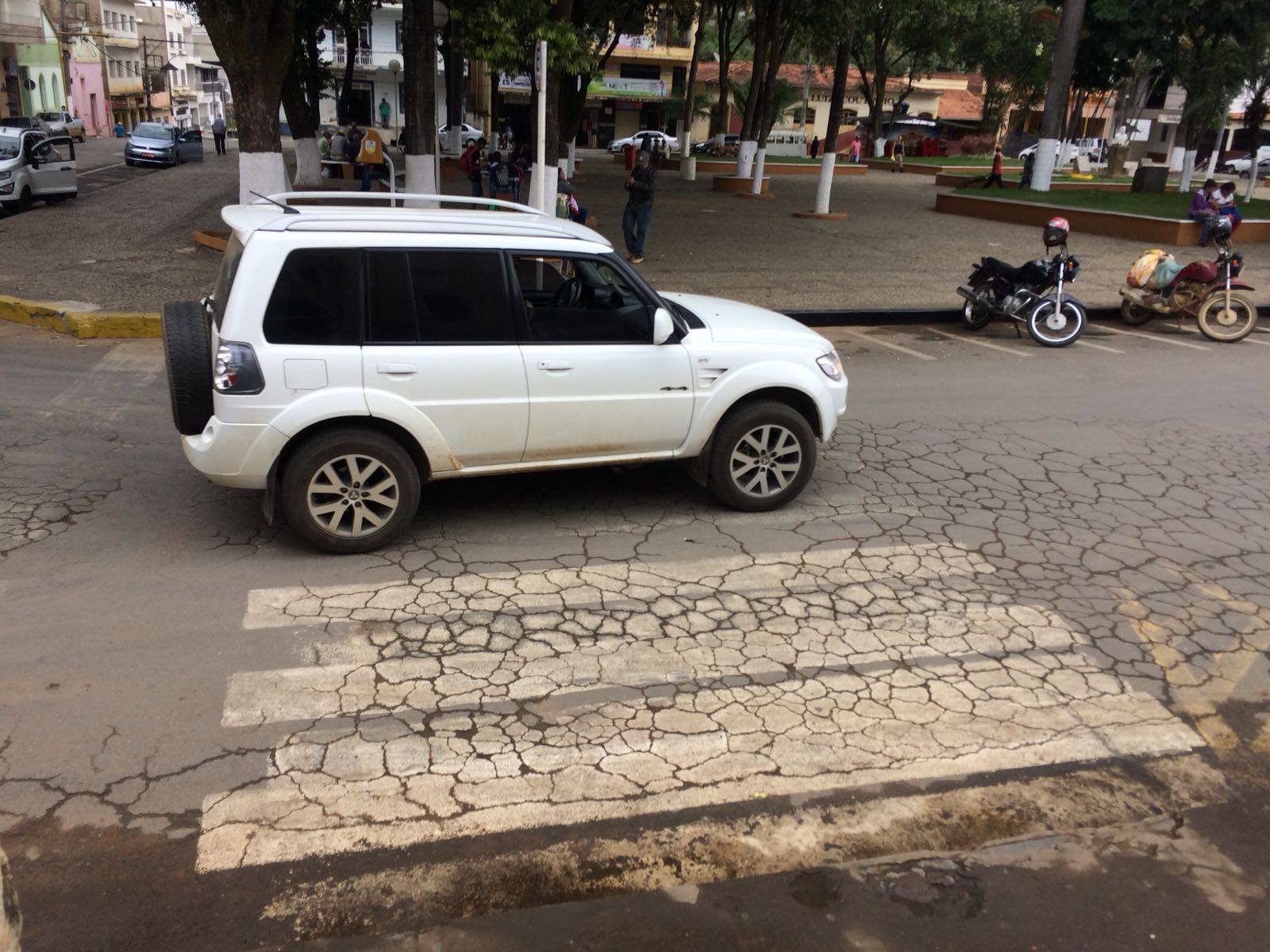 Vereador cobra melhoria nos sinais de trânsito da cidade